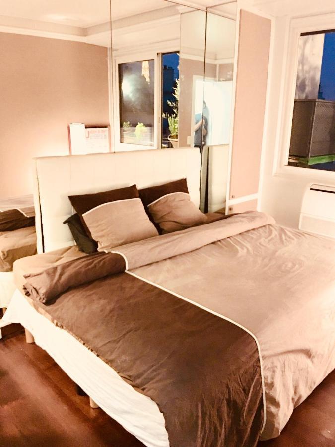 Appart Terrasse Vue Tour Eiffel Paris Ngoại thất bức ảnh